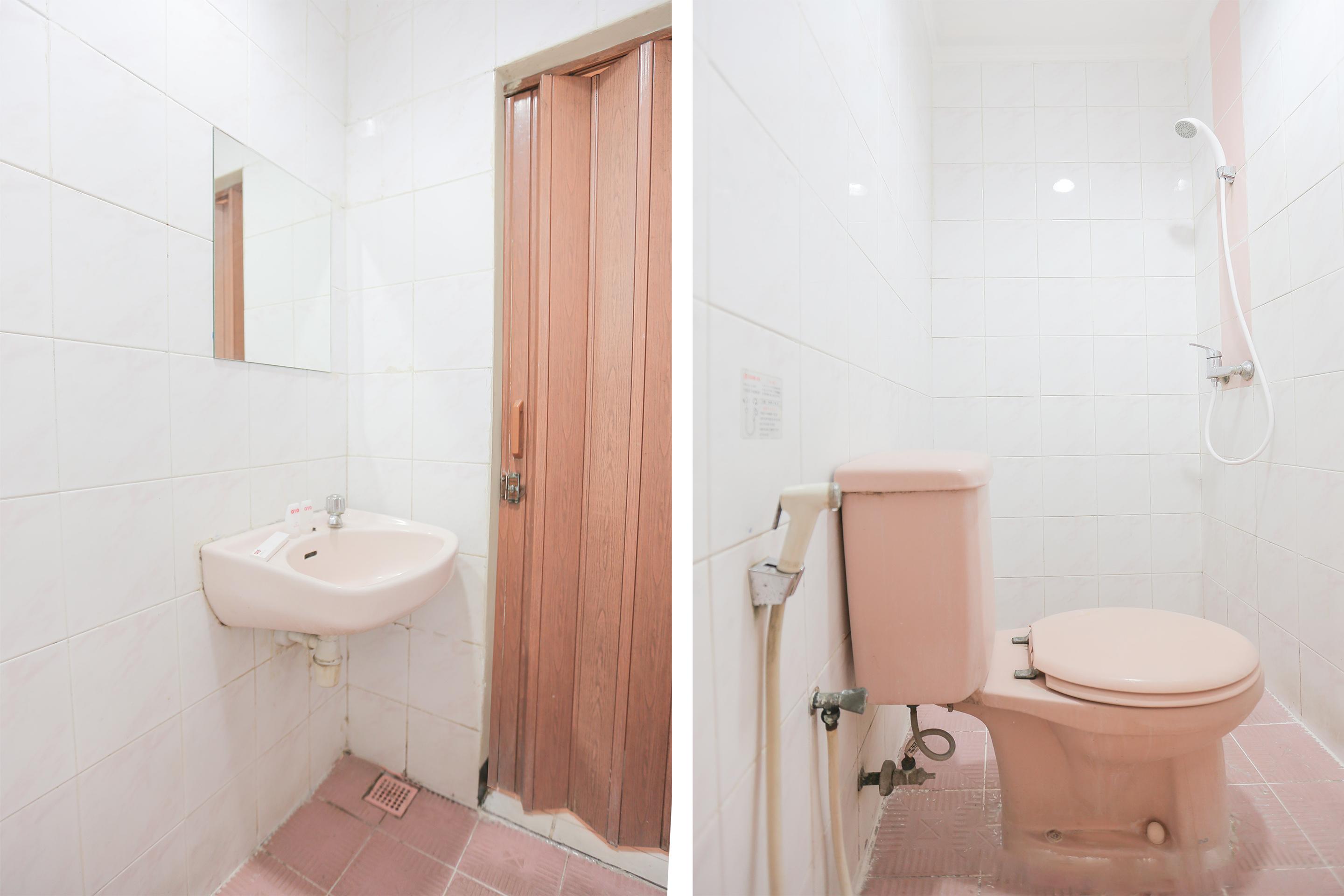 Oyo 117 Blueberry Homestay Джакарта Екстер'єр фото