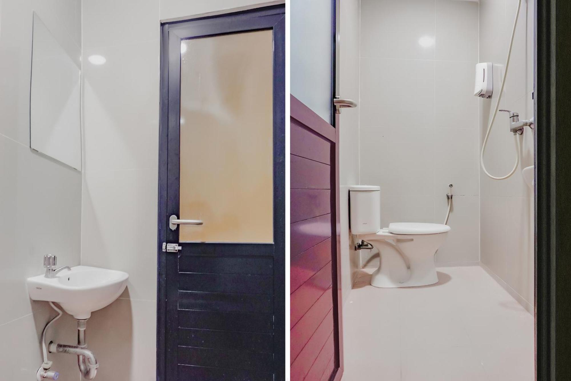 Oyo 117 Blueberry Homestay Джакарта Екстер'єр фото
